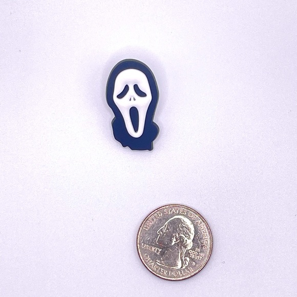 Accessories - 💥5/$10💥 SCREAM “Ghostface” shoe charm